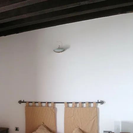 Apartament Bustos Tavera *